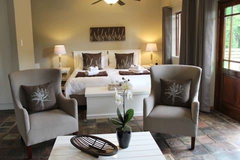 Luxury Suite | Premium bedding, Select Comfort beds, minibar, in-room safe