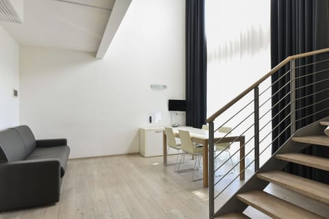 Duplex, Terrace | In-room safe, desk, blackout drapes, iron/ironing board