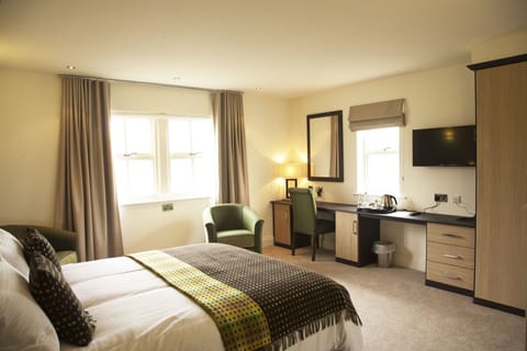 Superior Double Room | Premium bedding, individually decorated, desk, free WiFi