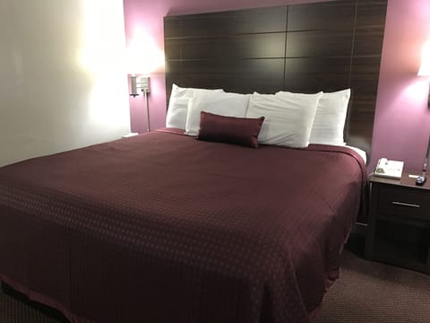 Room (King) | Free WiFi, bed sheets