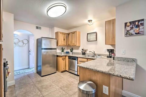 Apartment (2 Bedrooms) | Private kitchen | Microwave, oven, stovetop, dishwasher