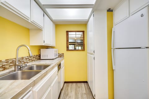 Apartment (1 Bedroom) | Interior