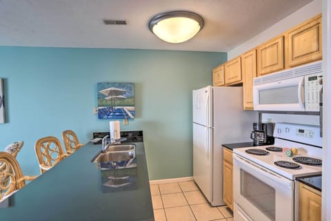 Apartment (1 Bedroom) | Private kitchen | Microwave, oven, stovetop, dishwasher