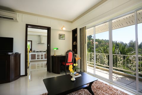 Suite | Living room | LCD TV