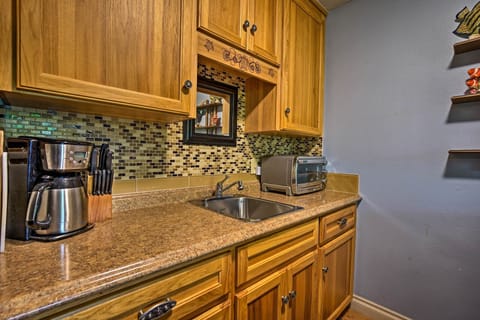 Apartment (0 Bedroom) | Interior