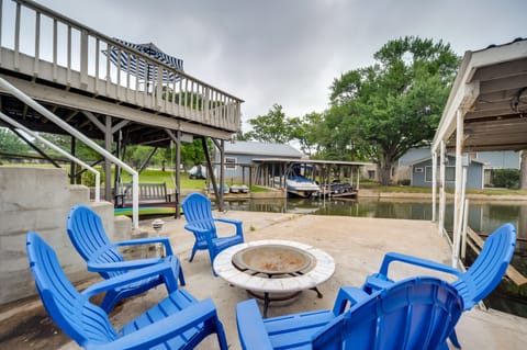 Granite Shoals Vacation Rental | 4BR | 2BA | 2,300 Sq Ft | Step-Free Access