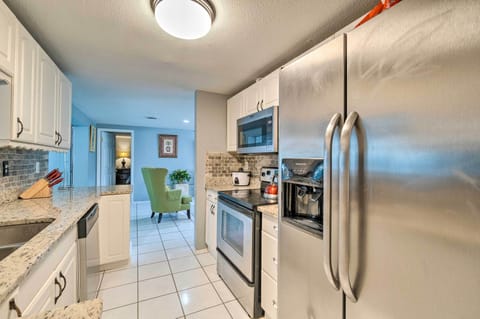 House (2 Bedrooms) | Private kitchen | Microwave, oven, stovetop, dishwasher