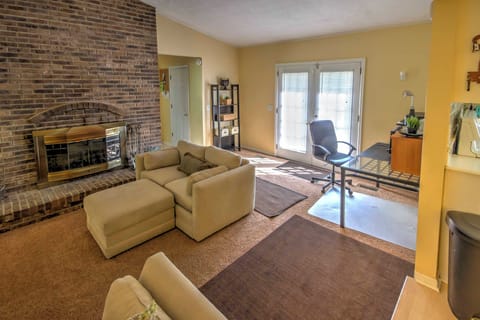 House (5 Bedrooms) | Interior
