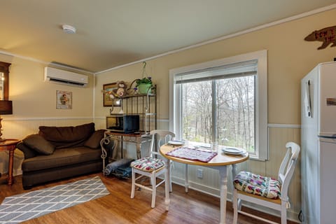 Apartment (0 Bedroom) | Interior