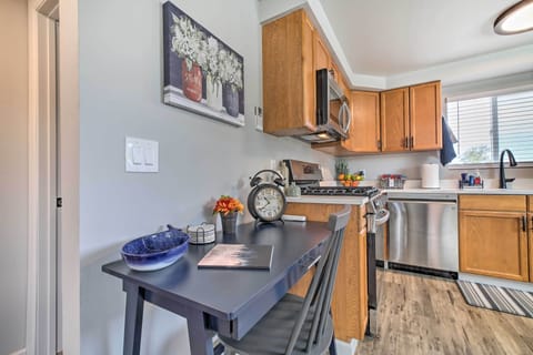 Apartment (1 Bedroom) | Private kitchen | Microwave, oven, stovetop, dishwasher