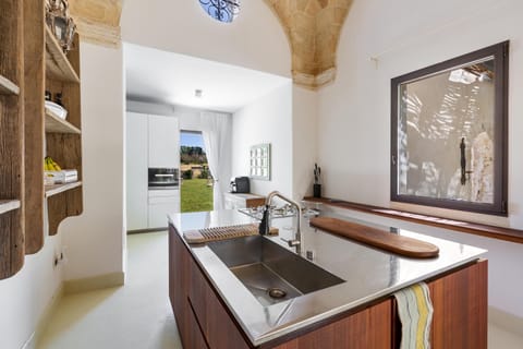 House | Private kitchen | Dishwasher, espresso maker, electric kettle