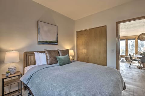 Apartment (1 Bedroom) | Interior