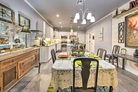 Cottage (2 Bedrooms) | Interior