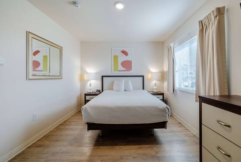 Suite, 3 Bedrooms | 1 bedroom, premium bedding, in-room safe, desk