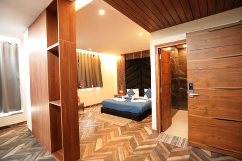 Executive Room | Free WiFi