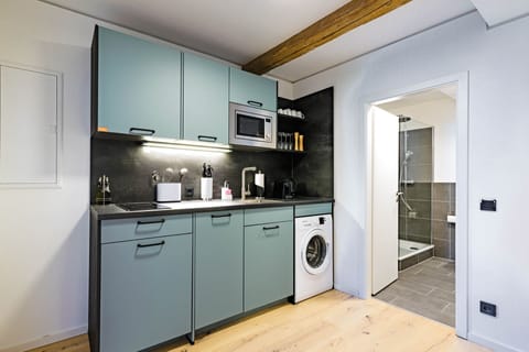 One-Bedroom Comfort Suite | Private kitchen | Fridge, stovetop, espresso maker, electric kettle