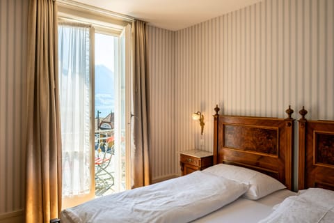 Romantic Room, Balcony | In-room safe, individually decorated, individually furnished, free WiFi