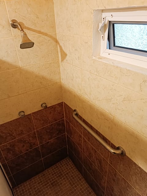 Superior Room, Balcony | Bathroom shower