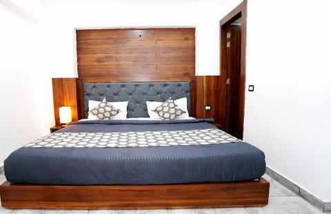 Deluxe Double Room | Premium bedding, desk, free WiFi, bed sheets