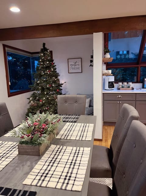 Step inside and feel the Christmas spirit.