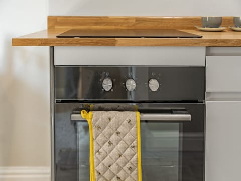 Kitchen area | The Hideaway at The Morley, Torquay