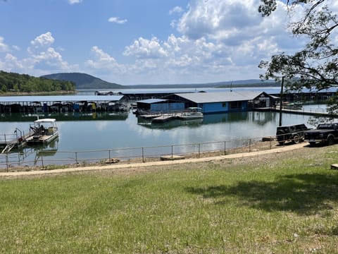 Beautiful Greers Ferry Lake!