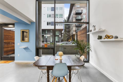 Classic Apartment | Living area | Smart TV