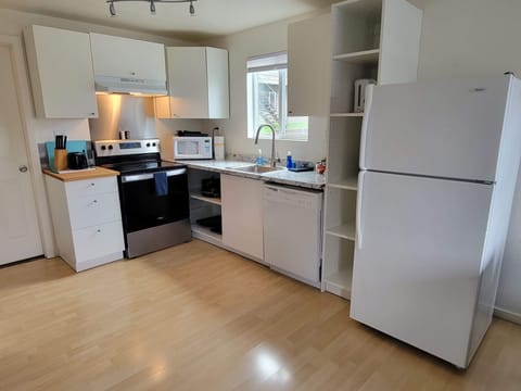 Apt 2 Upper View:  Hood River Suites Extended Stay Downtown | Private kitchen | Full-size fridge, microwave, oven, stovetop