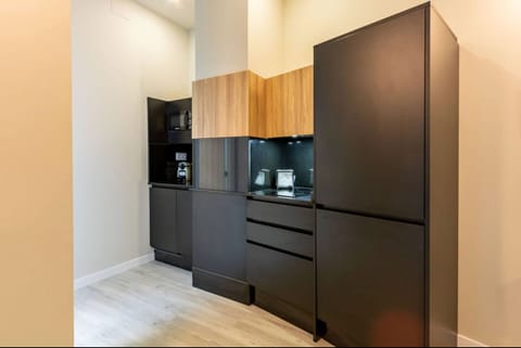 Harinas 102 | Private kitchen | Full-size fridge, microwave, oven, stovetop