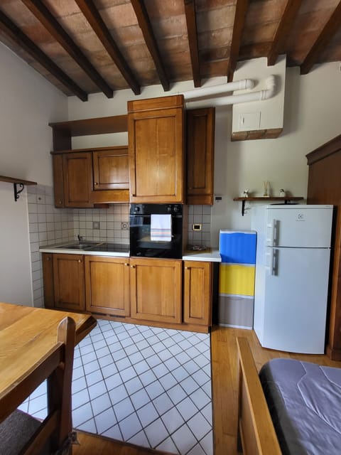 Classic Studio | Private kitchenette | Full-size fridge, oven, stovetop, coffee/tea maker