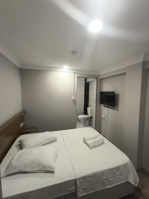 Soundproofing, bed sheets