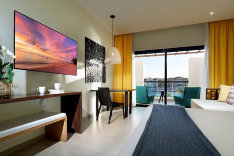 Junior Suite Marina View + EXCLUSIVE Cap Cana Benefits | Premium bedding, memory foam beds, minibar, in-room safe