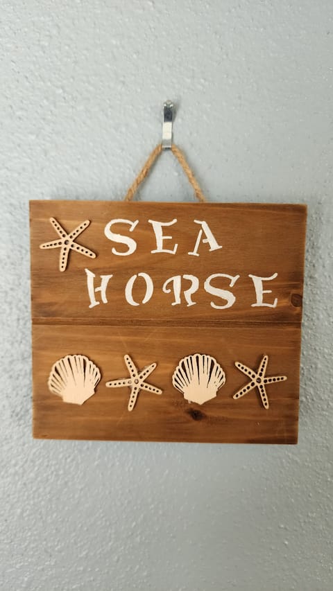 2nd bedroom with Queen bed on upper floor with ocean view