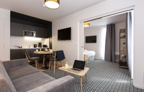 Apartment | In-room safe, free WiFi, bed sheets