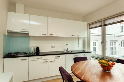 Comfort Apartment, 1 Bedroom | Private kitchen | Full-size fridge, microwave, stovetop, dishwasher