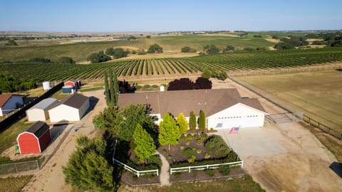 Pinot Paradise Farmhouse