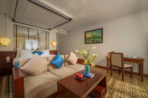 Junior Double Room, Non Smoking, River View | Minibar, in-room safe, desk, laptop workspace