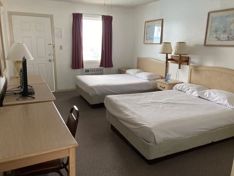 Deluxe Double Room | Free WiFi, bed sheets