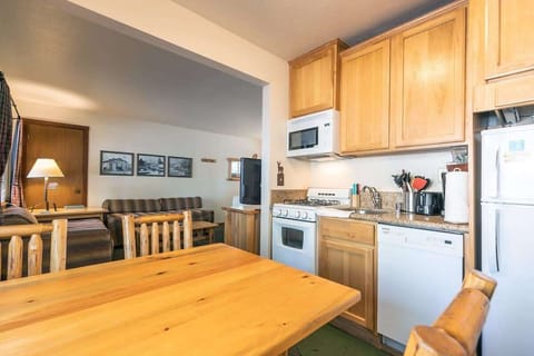The studio boasts a fully-equipped kitchen making it easy to whip up a meal during your trip.