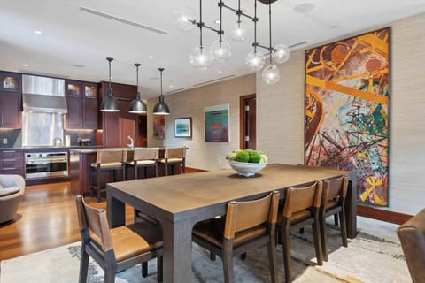 1708016025885-1139-18