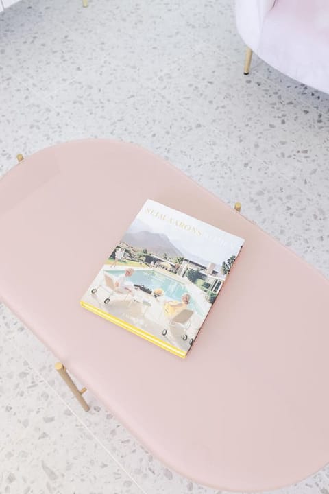 Palm Vista: Beautiful Cabana, Tiger Mural, Heated Pool & Spa, Office & Mini Golf in Palm Springs CA managed by Rather Be Properties