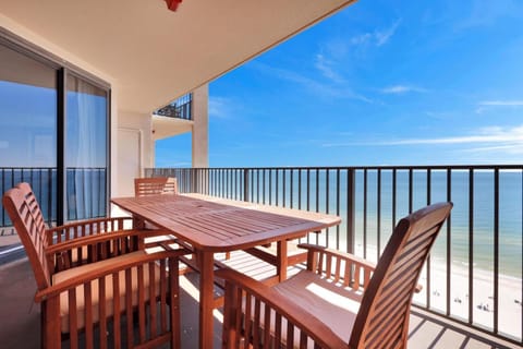 Condo, Multiple Beds, Balcony, Ocean View | Property grounds