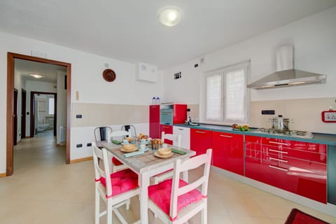 The spacious kitchen