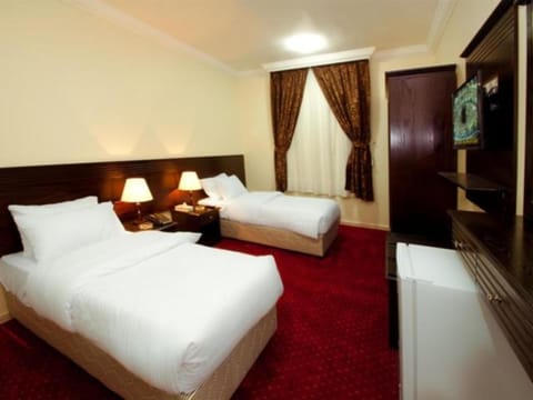 Double Room | Pillowtop beds, blackout drapes, free WiFi, bed sheets