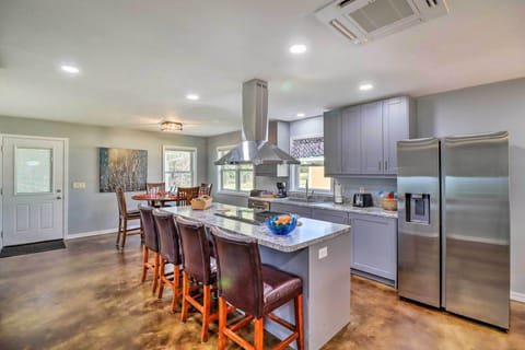 House (3 Bedrooms) | Front of property