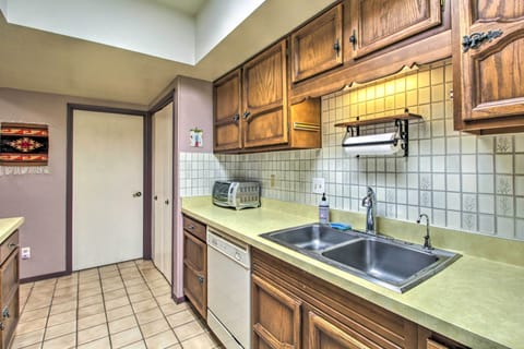 Apartment (2 Bedrooms) | Private kitchen | Microwave, oven, stovetop, dishwasher