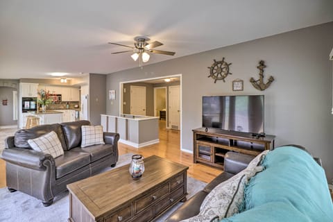 House (4 Bedrooms) | Interior