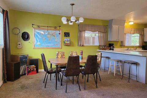 Cottage (2 Bedrooms) | Interior