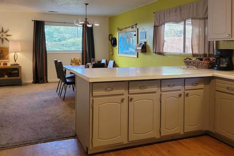 Cottage (2 Bedrooms) | Interior