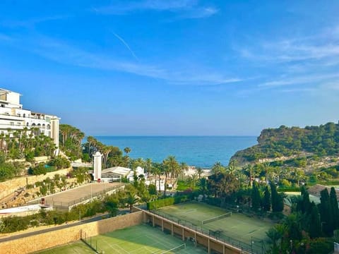 Beach,Tennis court,Sea view